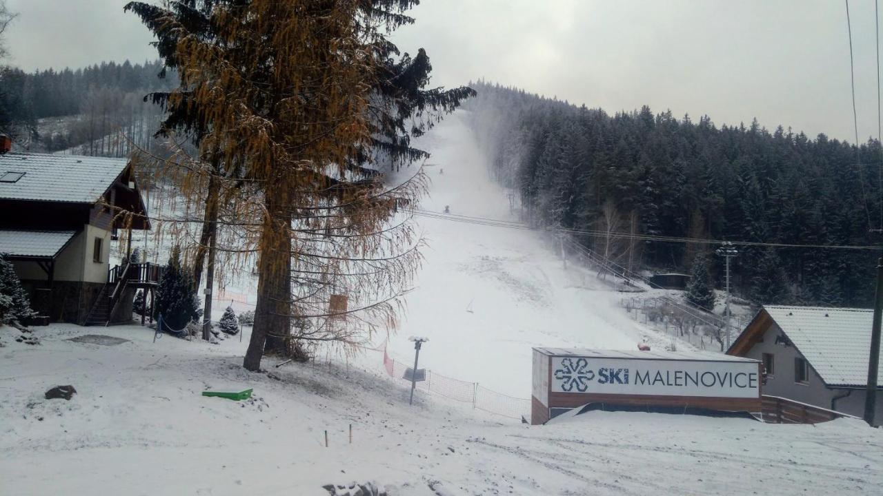 Chata Na Sjezdovce Malenovice  Extérieur photo